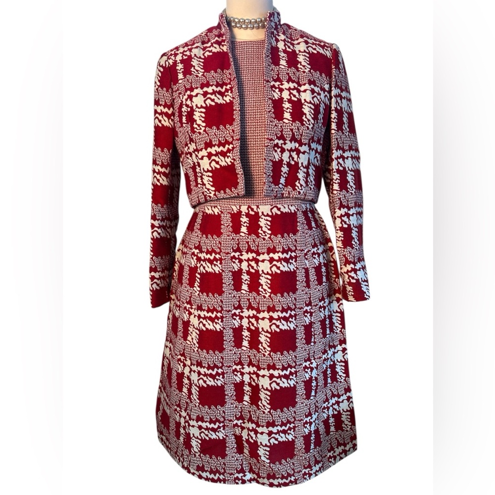 Vintage Saks Fifth Avenue houndstooth dress and jacket
